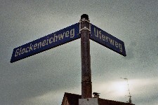 Strassenschild Uferweg